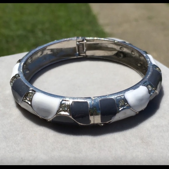 Vintage Jewelry - Vintage cloisonné bangle